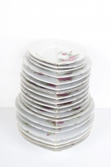 Nazgol Ansarinia, Mendings (plates), 2012, China plates and glue, Dimensions variable