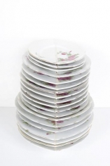 Nazgol Ansarinia, Mendings (plates), 2012, China plates, glue, Dimensions variable