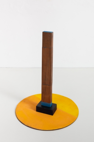 Ana Mazzei, Little Tower, 2020, Painted wood (peroba mica, garapeira and plywood) and acrylic on canvas